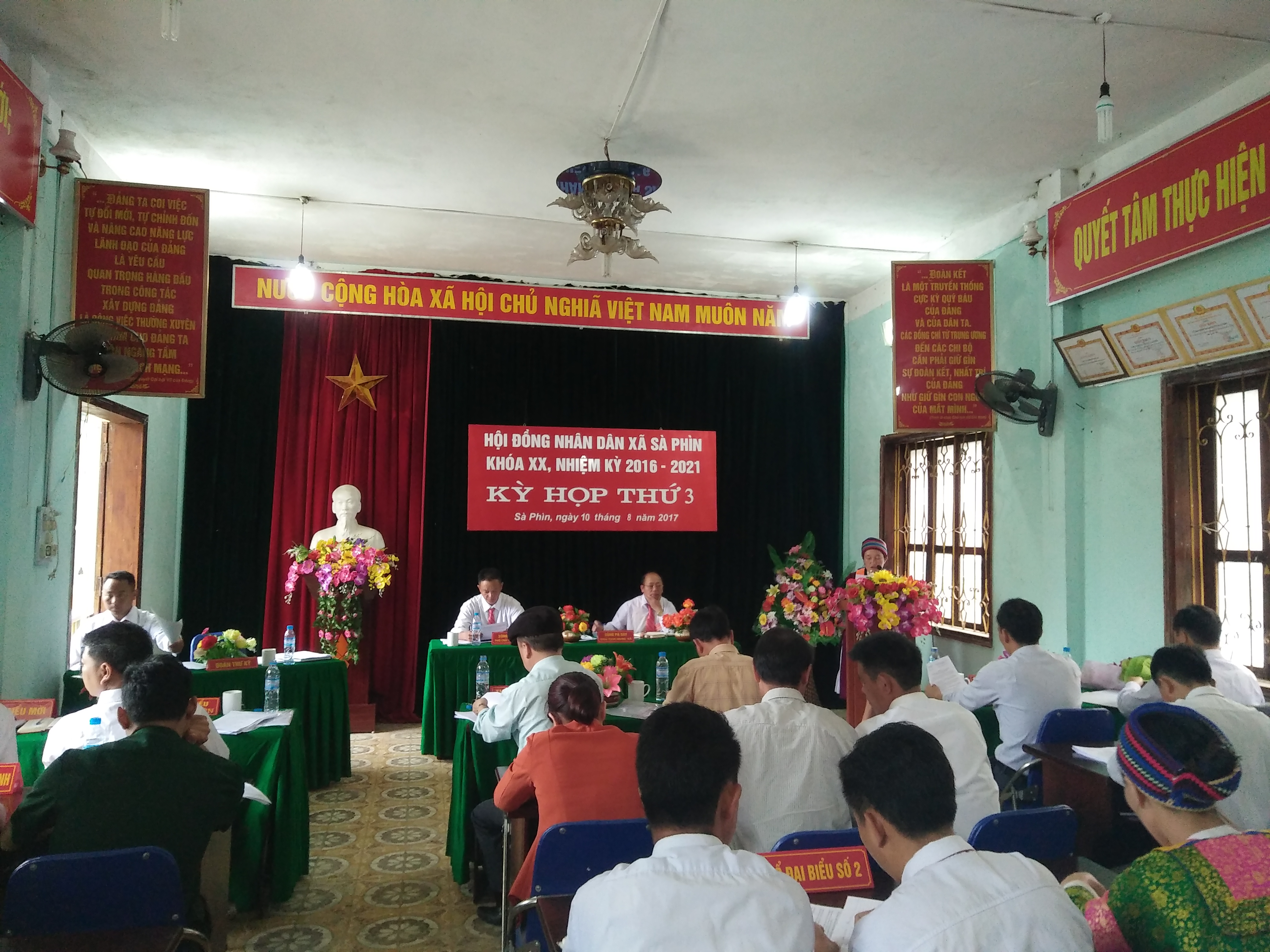 Kỳ họp thứ 3 Hội đồng nhân dân xã Sà Phìn