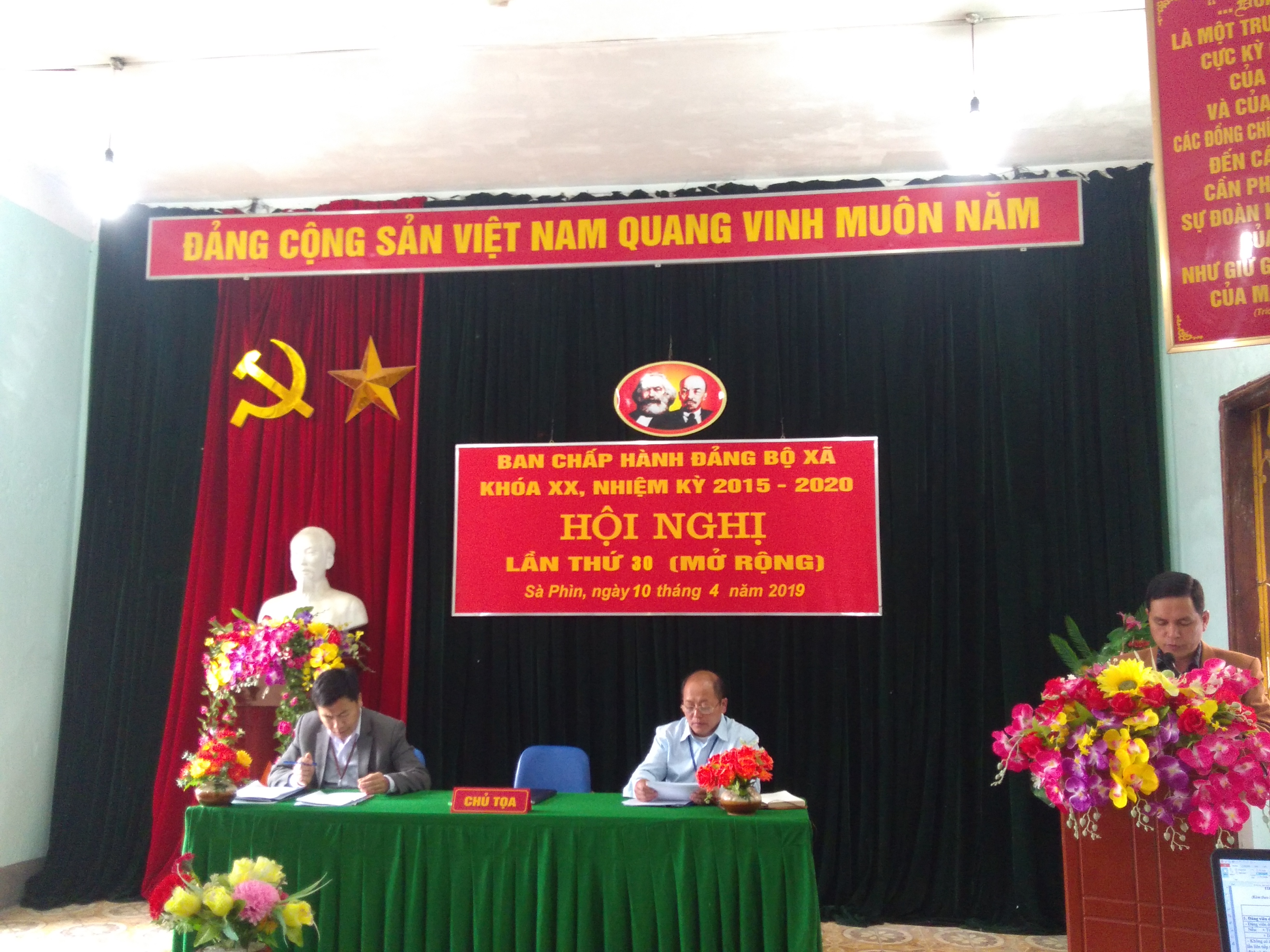 Hội nghị Ban Chấp hành Đảng bộ mở rộng lần thứ 30, nhiệm kỳ 2015 - 2020 của Đảng Ủy xã Sà Phìn